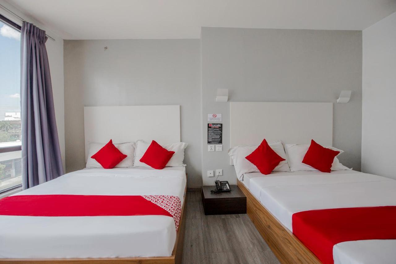 Oyo 666 Mc Hotel Fairview Quezon City Bagian luar foto